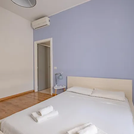 B5 In The Center Of Wifi And Ac * Róma