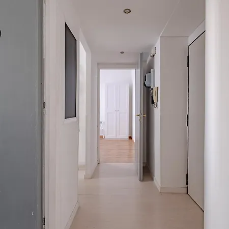 B5 In The Center Of Wifi And Ac